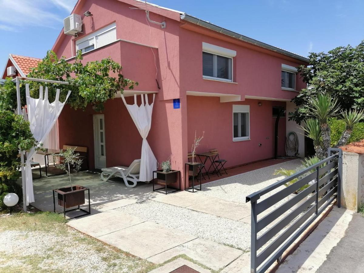 House For Rent Paola Villa Ražanac Kültér fotó