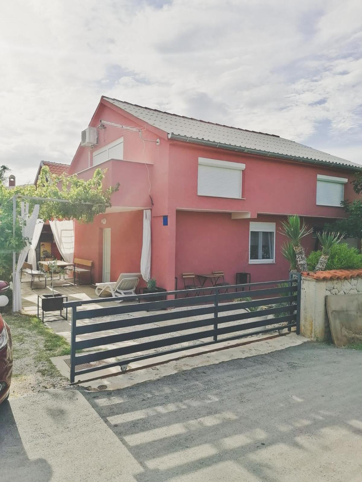 House For Rent Paola Villa Ražanac Kültér fotó